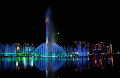 城市之心 大型廣場(chǎng)音樂(lè)噴泉的魅力與影響